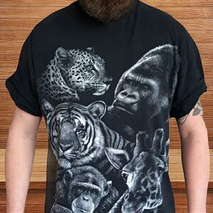 🔥VTG 90's Endangered Species Wildlife AOP Tshirt🔥